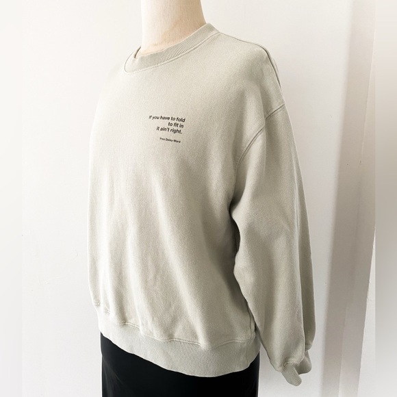 H&M Sage Green Sweatshirt - Picture 4 of 8